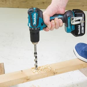 Makita 18V LXT BL 13 mm (1/2") Cordless Drill Driver with Rapid Charger & 1 Pcs 3.0Ah Battery, DDF483RFE