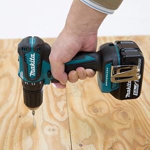Makita 18V LXT BL 13 mm (1/2") Cordless Drill Driver with Rapid Charger & 1 Pcs 3.0Ah Battery, DDF483RFE
