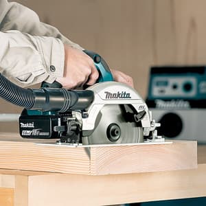 Makita 18V LXT BL 165 mm (6-1/2") Cordless Circular Saw with Rapid Charger & 2 Pcs 3.0Ah Batteries, DHS661RFJ
