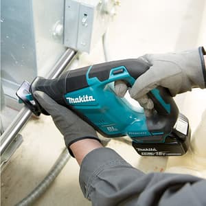 Makita 18V LXT Li-Ion 32 mm (1-1/4") Cordless Reciprocating Saw (Bare Tool), DJR188Z