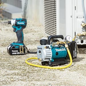 Makita 18V LXT Li-Ion Cordless Vacuum Pump with Rapid Charger & 1 Pcs 5.0Ah Batteries, DVP180RT