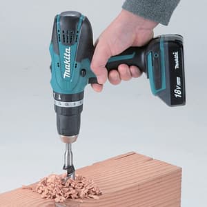 Makita 18V Li-Ion 13 mm (1/2") Cordless Hammer Drill Driver with Charger & 2 Pcs 1.5Ah G-Batteries, HP457DWE