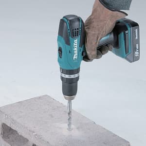 Makita 18V Li-Ion 13 mm (1/2") Cordless Hammer Drill Driver with Charger & 2 Pcs 1.5Ah G-Batteries, HP457DWE