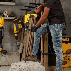 Dewalt 22mm 710W 2 Mode SDS-PLUS Rotary Hammer, D25032B-IN