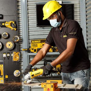 Dewalt 100mm / 4 inch 1010W Heavy Duty Small Angle Grinder (Slide Switch), DWE8300S-IN
