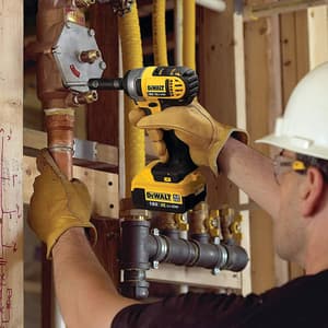 Dewalt 18V / 13mm XR Li ion Cordless Impact Driver with 2x4.0 Batteries Included, DCF880M2-QW