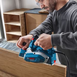 Bosch 0 - 1.6 mm  600W Professional Planer, GHO 16-82