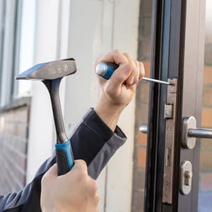 Bosch 500 gms Locksmith’s Hammer, 1 600 A01 6BT