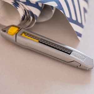 Stanley 18 mm Interlock Snap Off Blade Knife, 0-10-018