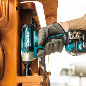 Makita 12V max CXT Li-Ion 9.5 mm (3/8") Cordless Impact Wrench with Charger & 2 Pcs 1.5Ah Batteries, TW140DWYEX