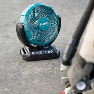 Makita 12V max CXT Li-Ion 180 mm (7-1/8") Cordless Automatic Swing Fan (Bare Tool), CF101DZ