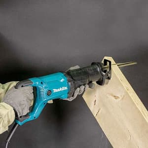 Makita 30 mm (1-3/16") 1200W Reciprocating Saw, JR3051TK
