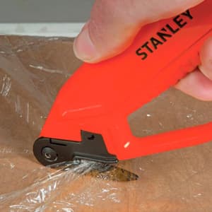 Stanley 7 Inch / 179 mm Plastic Safety Wrap Cutter With Blade, STHT10244
