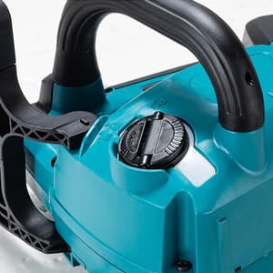 Makita 40Vmax XGT BL 350 mm (14") Cordless Top Handle Chain Saw with Rapid Charger & 1 Pcs 4.0Ah Battery, UC004GM101