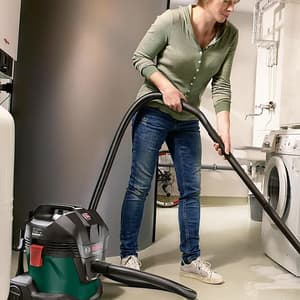 Bosch 15 Litre / 1000W Wet & Dry Vacuum Cleaner & Blower With High Suction Power, UniversalVac 15