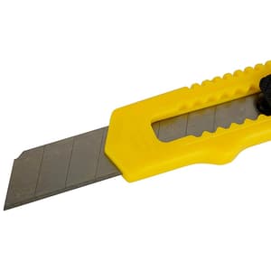 Stanley 18 mm Basic Snap-off Blade Knife, 10-143-S