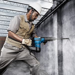 Bosch 1100W Professional Rotary Hammer With SDS Max, GBH 5-40 D