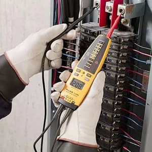 Fluke T+Pro-1AC 600V AC / DC Electrical Tester & AC Voltage Detector Kit