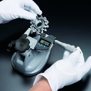 Mitutoyo 25 - 50 mm Digital Disk Micrometer, 323-251-30