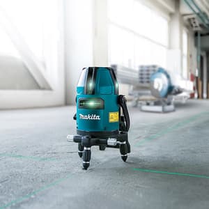 Makita 12V max CXT Li-Ion Rechargeable Green Multi Line Laser, SK40GD