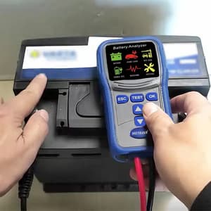 Metravi 100CCA - 2000CCA Battery Analyser, BT-220