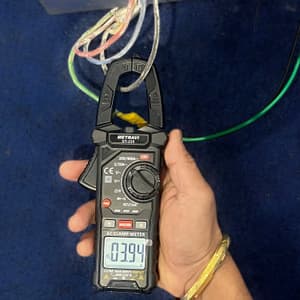 Metravi 2000 counts Digital TRMS AC Clamp Meter, DT-225
