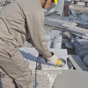 Stanley 100mm / 4 inch, 710W Angle Grinder, STGS7100