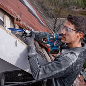 Bosch 18 V Professional Cordless Reciprocating Saw (BITURBO Brushless), GSA 185-LI Solo