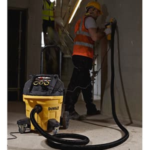 Dewalt 1400W 38L Wet and Dry Dust Extractor / Vacuum Cleaner-Perform & Protect Series, DWV902M-QS