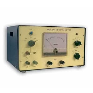 Metravi 100 - 500V Test Voltage / 10 Million MegOhms Measuring Range Analogue Million MegOhms Meter, MMM-1