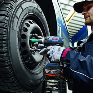 Bosch 18V Professional Cordless Impact Wrench, GDS 18 V-EC 250