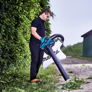 Makita 18V X 2 (36V) LXT BL 860W Cordless Variable Speed Blower (Bare Tool), DUB363ZV
