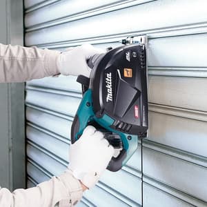 Makita 40Vmax XGT BL 185 mm (7-1/4") Cordless Metal Cutter with Electric Brake & Twin LED Lights (Bare Tool), CS002GZ