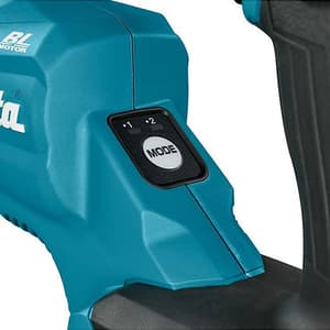 Makita 40Vmax XGT BL Cordless Concrete Vibrator (Bare Tool), VR001GZ