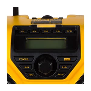 Dewalt 18V Li-ion FM / AM Compact Radio (Cordless), DCR017
