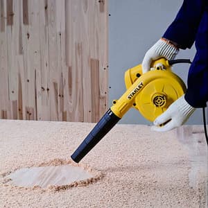 Stanley 3.5 m³/min 600W Variable Speed Blower, STPT600-IN