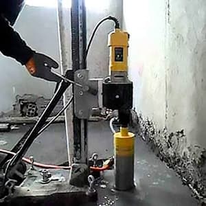 Dewalt 2500W 3 Speed Wet Diamond Drill, D21585-QS