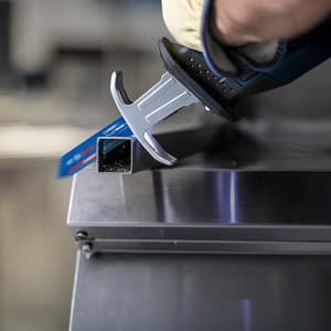 Bosch 150 mm / 6 Inch Expert - Thin Tough Metal Reciprocating Saw Blade (S 922 EHM), 2 608 900 360