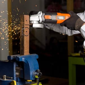 Black+Decker 820W /100mm Small Angle Grinder (Red & Black), G720R-IN