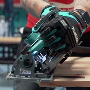 Makita 40Vmax XGT BL 165 mm (6-1/2") Cordless Magnesium Circular Saw with Rapid Charger & 2 Pcs 2.5Ah Batteries, HS012GD201