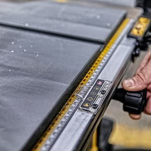 Dewalt 2000W 254mm Portable Table Saw, DWE7492