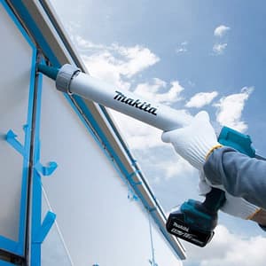 Makita 18V LXT Li-Ion 800ml Cordless Caulking Gun (Bare Tool), DCG180ZB