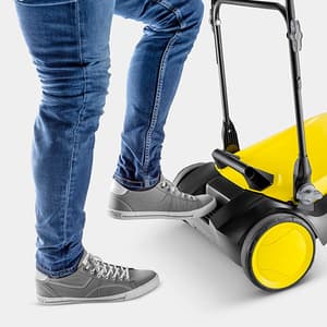 Karcher 20 Litre / 2400m²/h S4 Twin Push Sweeper, 1.766-360.0