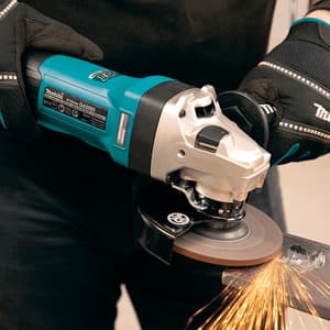 Makita 125mm / 5 Inch 1900W Angle Grinder With Anti-Restart Function, Soft Start & Paddle Switch, GA5095X04