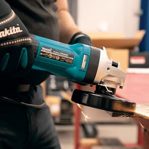 Makita 125mm / 5 Inch 1900W Angle Grinder With Anti-Restart Function, Soft Start & Paddle Switch, GA5095X04