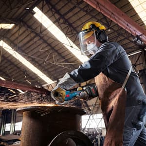 Bosch 125 mm / 5 inch 18V Professional Cordless Angle Grinder (Bare Tool), GWS 18V-15 S