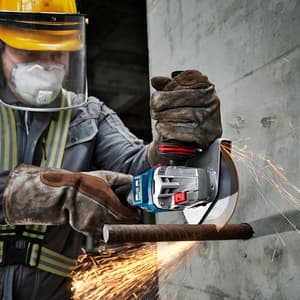 Bosch 125 mm / 5 inch 18V Professional Cordless Angle Grinder (Bare Tool), GWS 18V-15 S