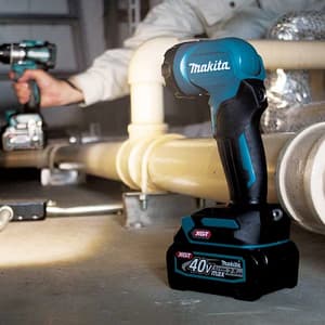 Makita 40Vmax XGT Li-Ion 160 LM Cordless LED Flashlight (Bare Tool), ML001G
