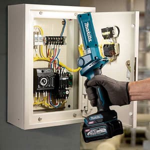 Makita 40Vmax XGT Li-Ion 500 LM Cordless LED Flashlight (Bare Tool), ML006GX