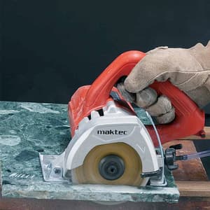 Makita 110 mm (4-3/8") 1200 W Dry / Wet Type Cutter, MT413